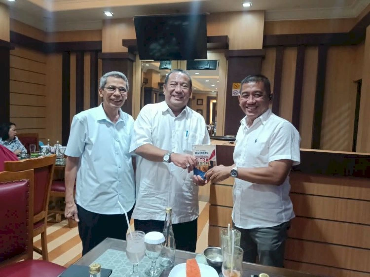 Buku Karya Alumni FISIP USU Tawarkan Strategi Komunikasi Adaptif Bagi Polri